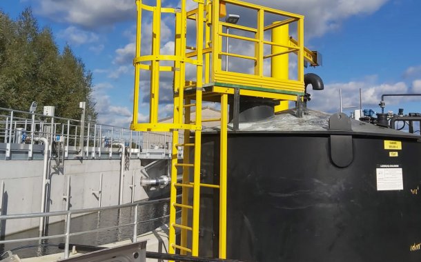 FRP access ladders/platforms